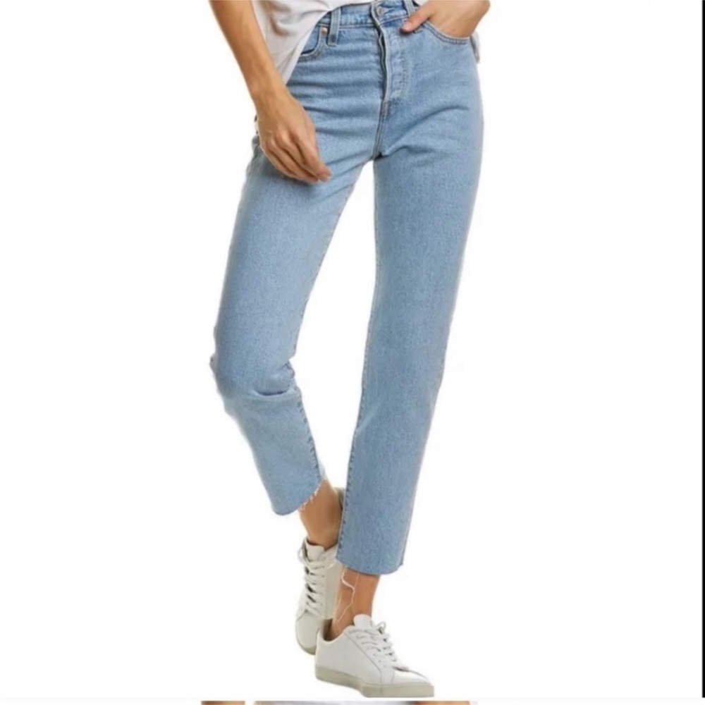 Levi Premium Wedgie Jeans Button Fly